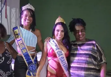 Maria da Penha prazeres, Miss Paola Honorato, Carla Machado rainha da bateria e Rogéria Prazeres.